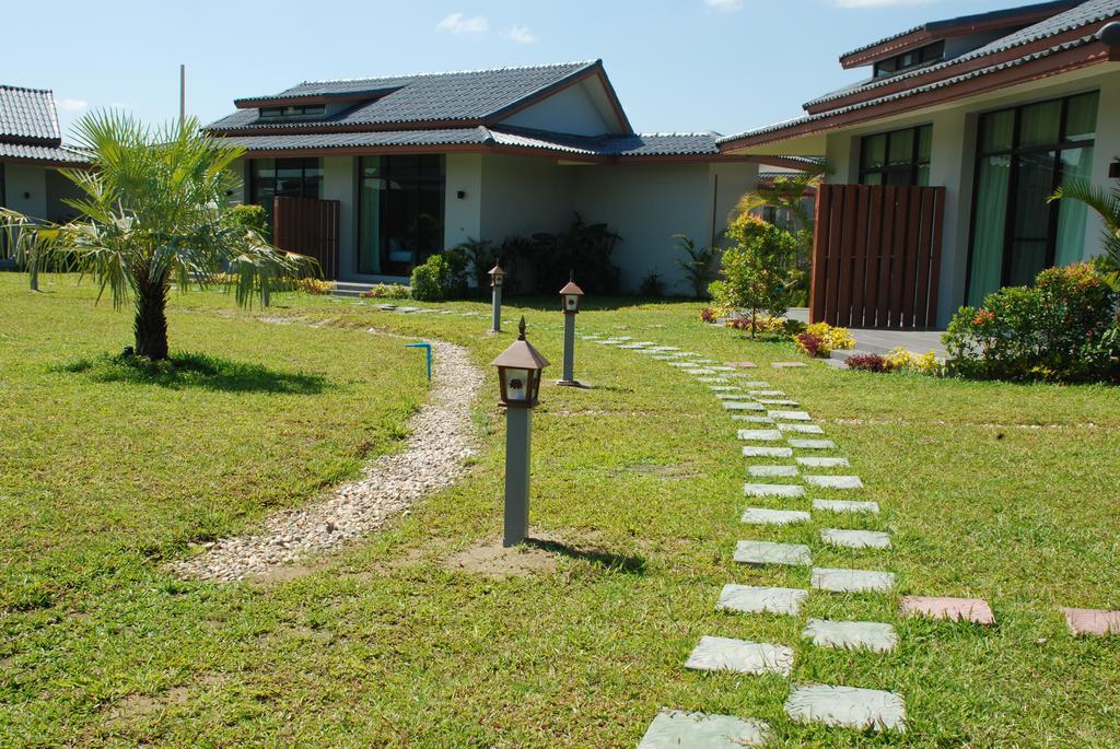 Hotel Nirvana And Naypyidaw