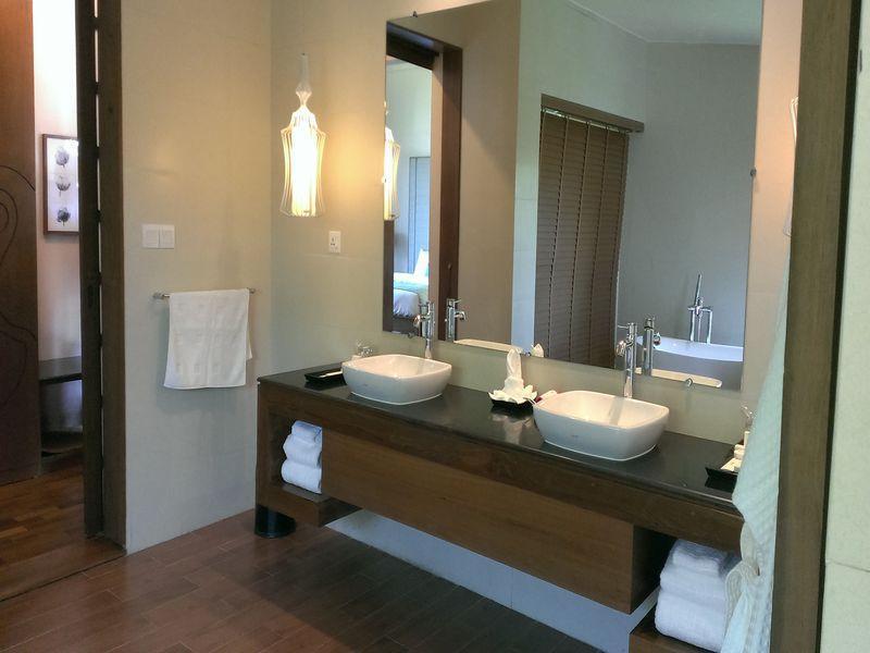 Hotel Nirvana And Naypyidaw