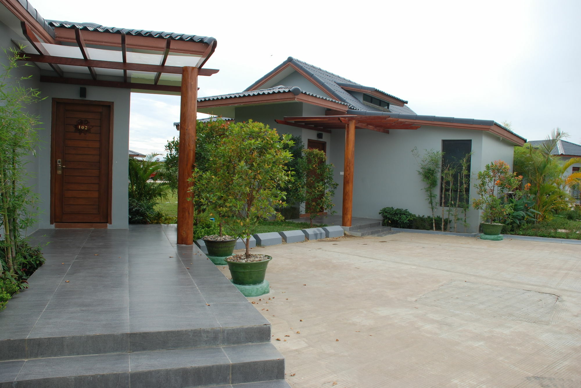 Nirvana And Naypyidaw